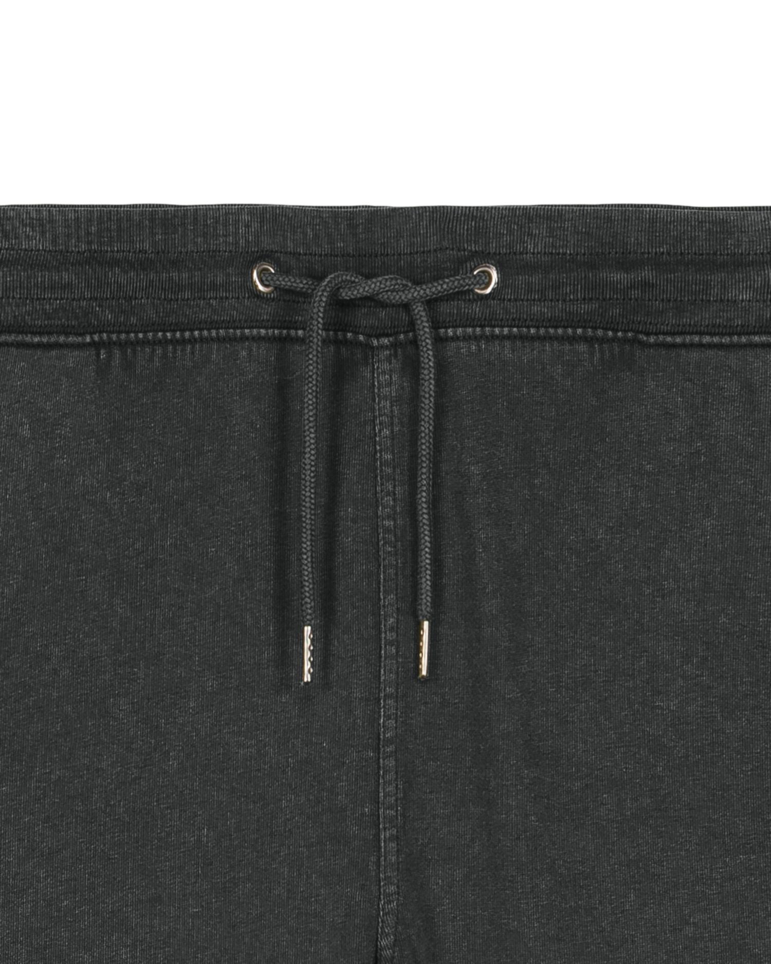 G. Dyed Black Rock | STBU576 Packshot Detail PFD0