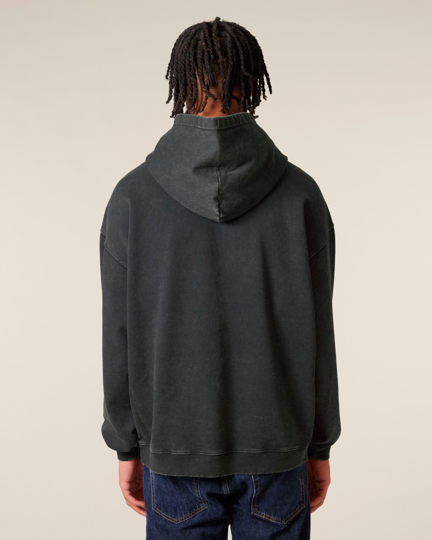 G. Dyed Black Rock | STSU211 Studio Main SBM0