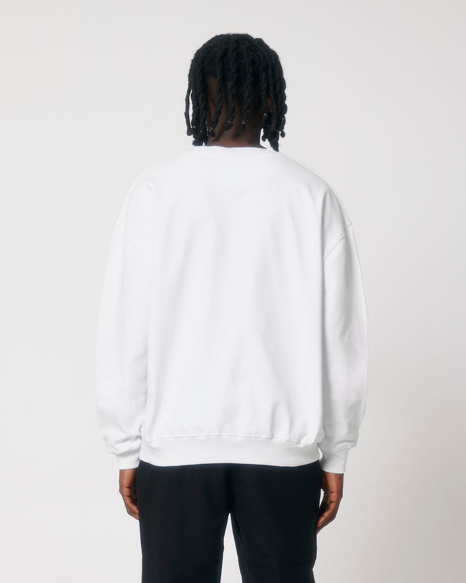 White | STSU798 Studio Main SBM0