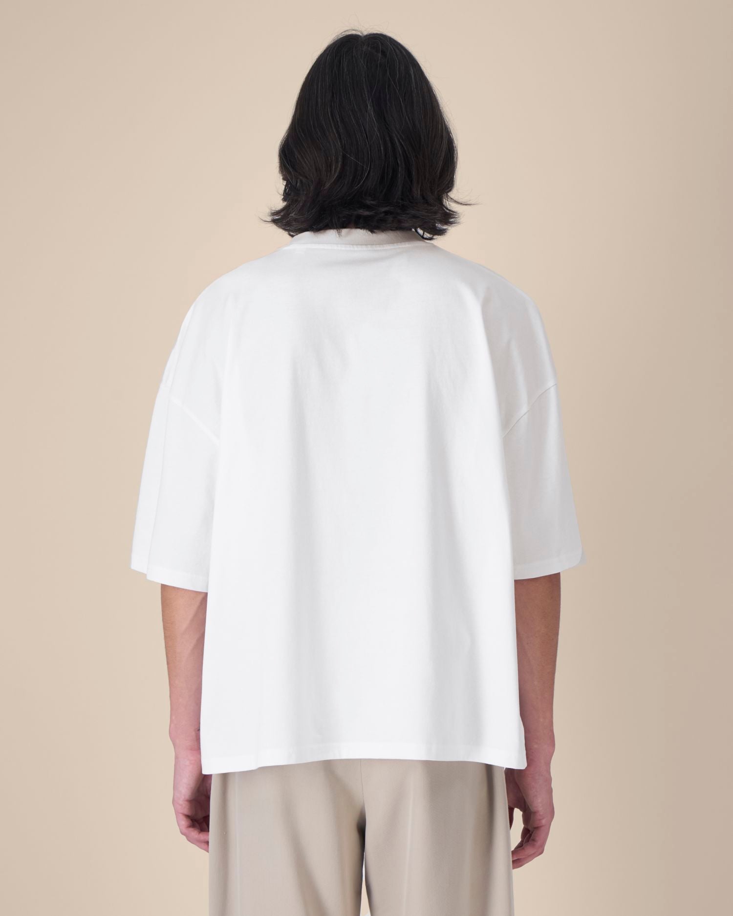 White | STTU258 Studio Main SBM0