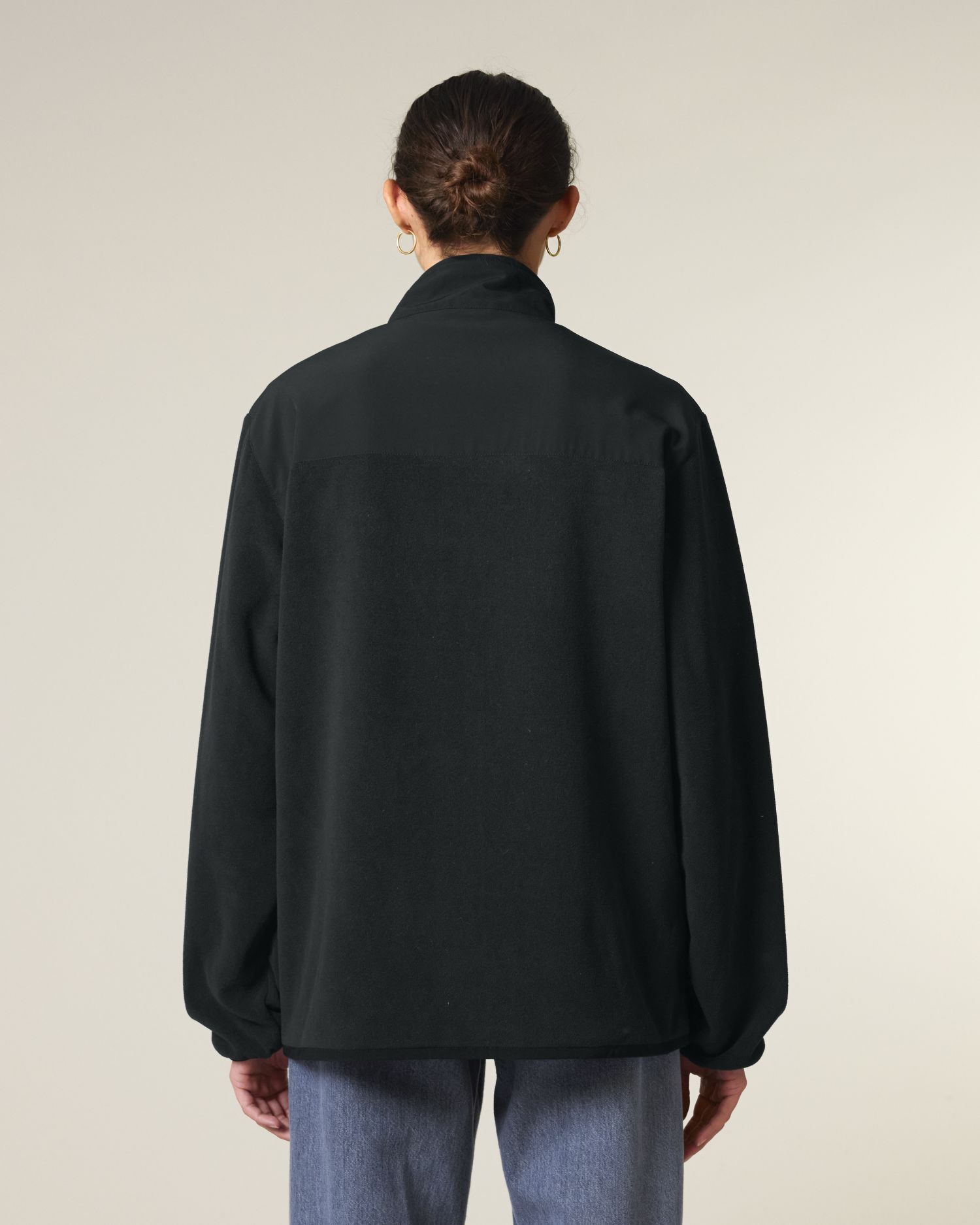 Black | STJU242 Studio Main SBM5