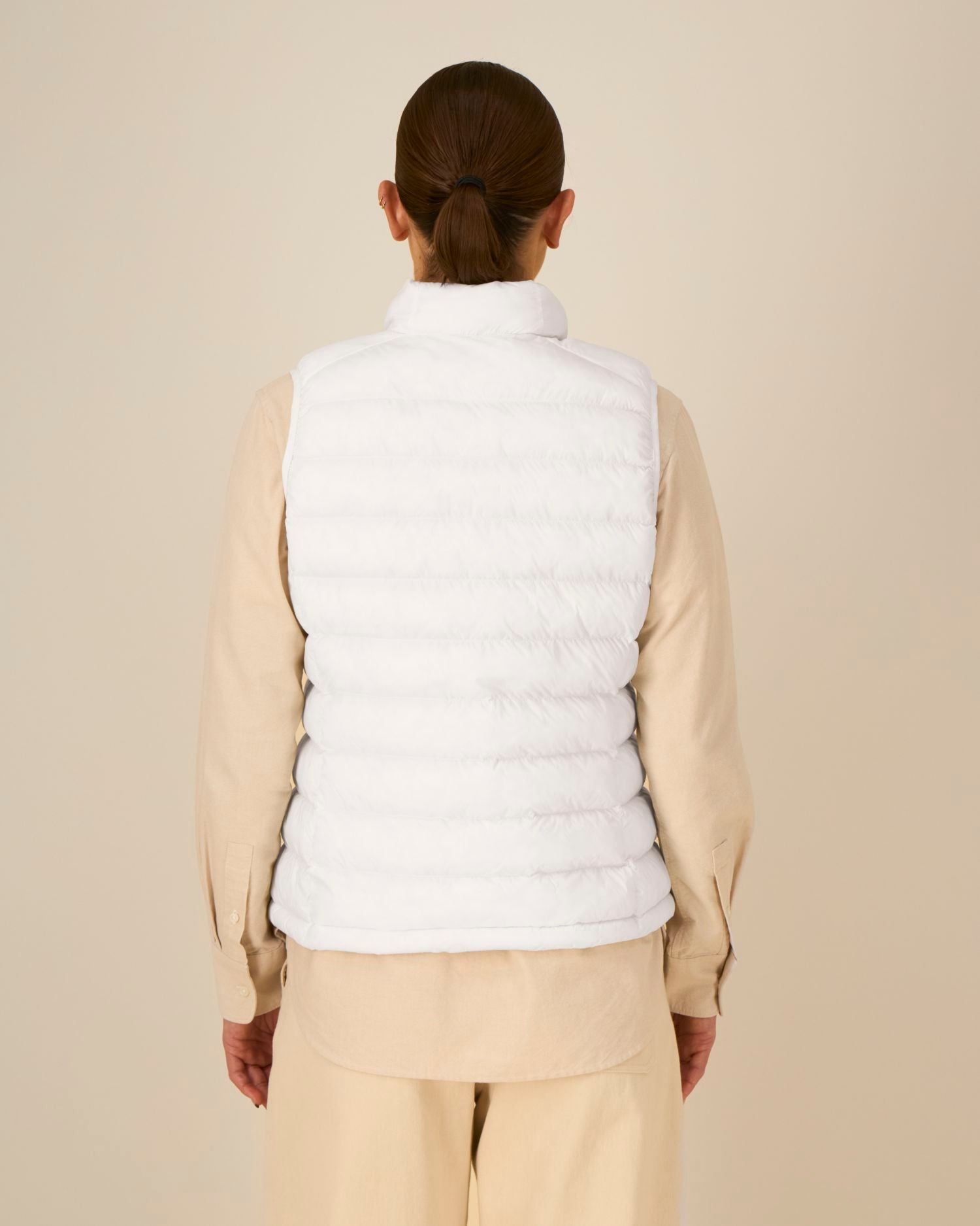 Off White | STJW190 Studio Main SBM5