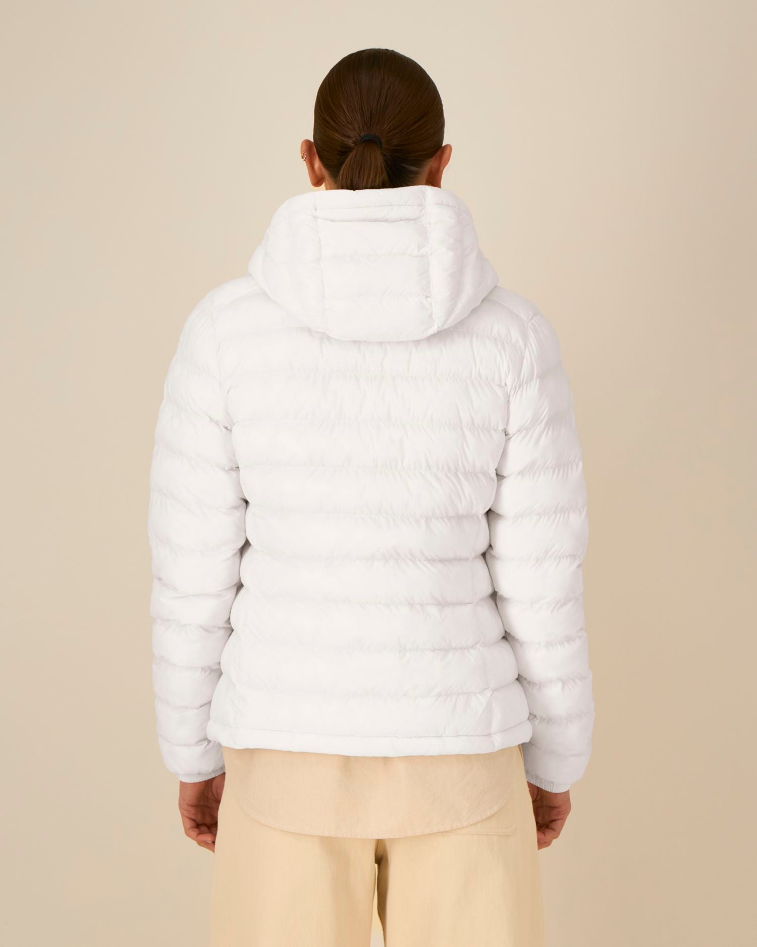 Off White | STJW191 Studio Main SBM5