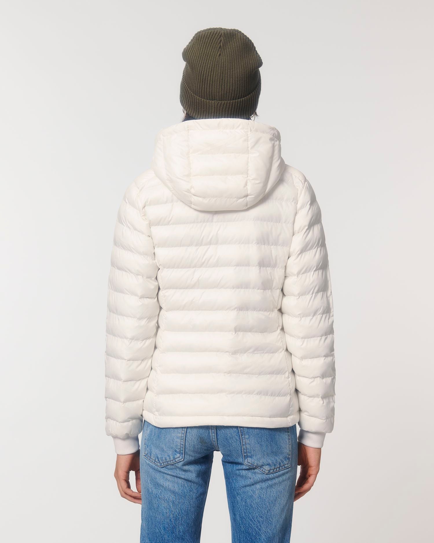 Off White | STJW839 Studio Main SBM5