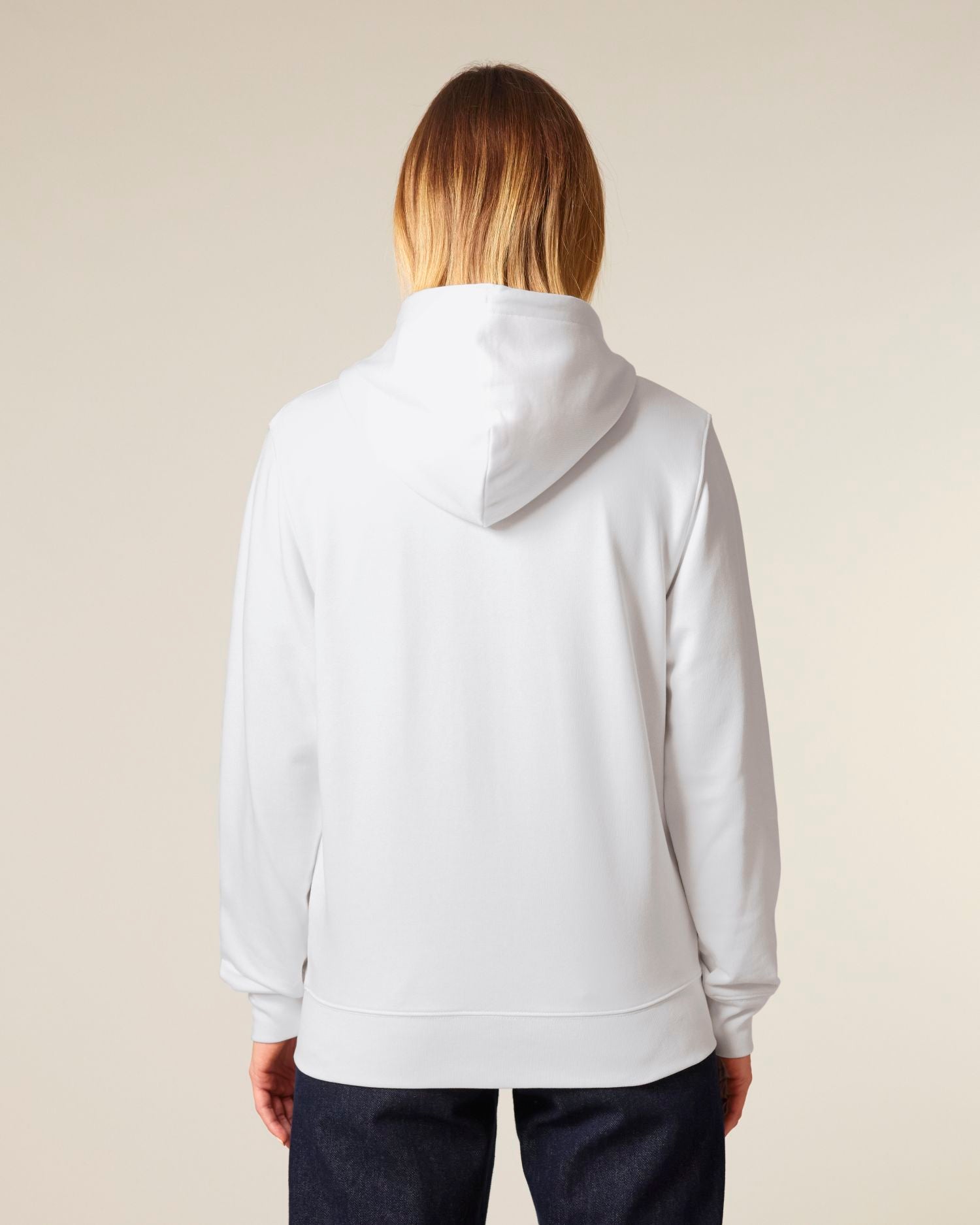 White | STSU207 Studio Main SBM5