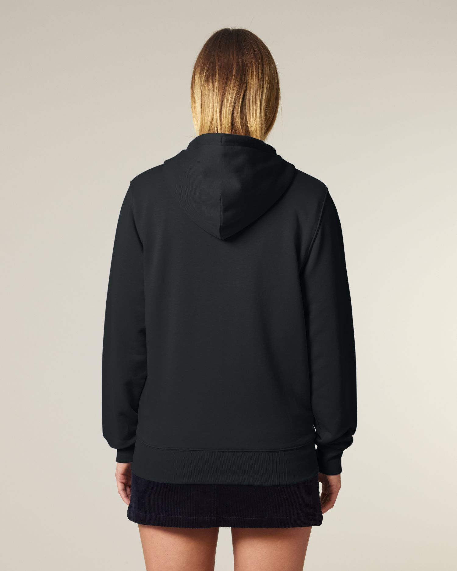 Black | STSU207 Studio Main SBM5