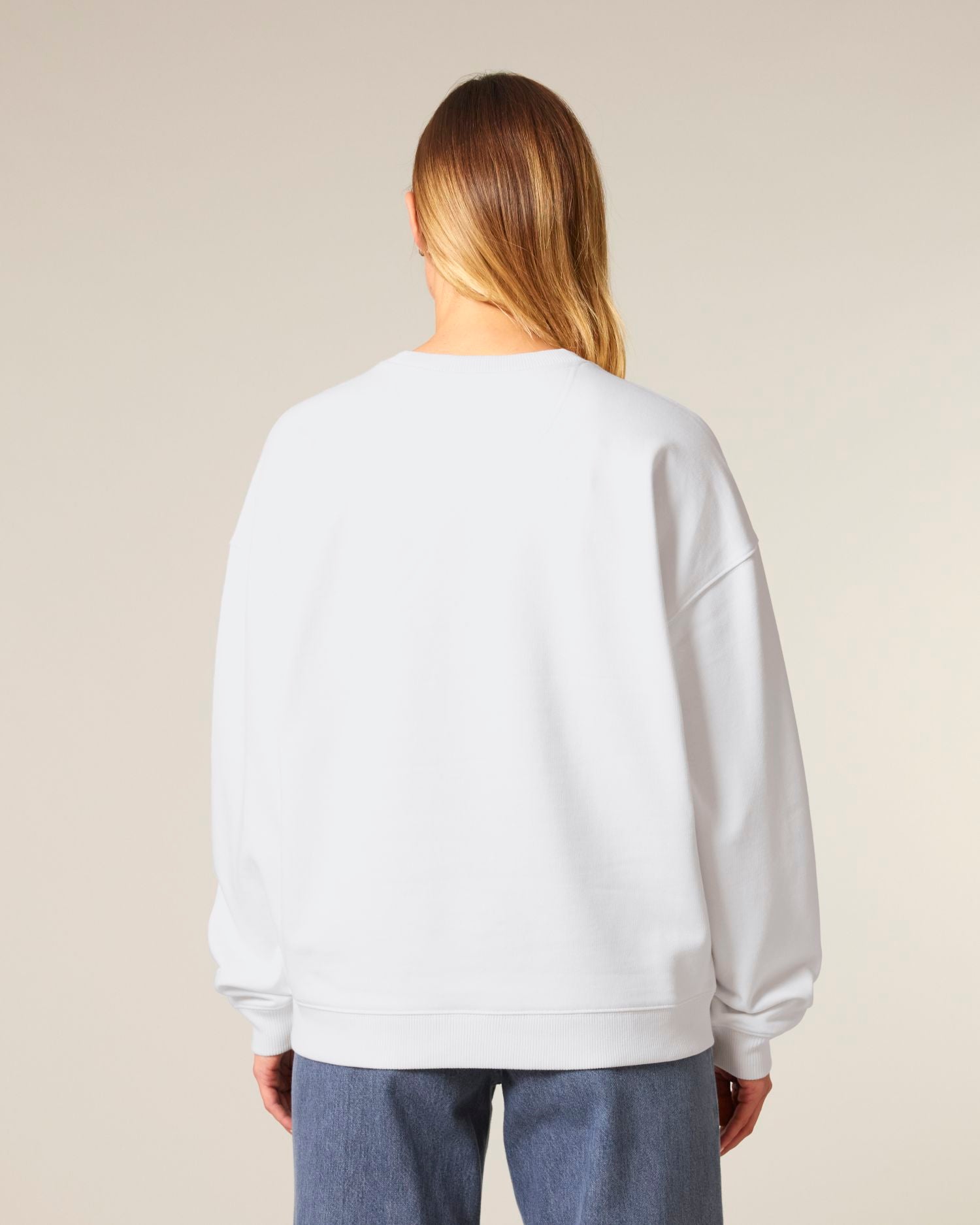 White | STSU208 Studio Main SBM5