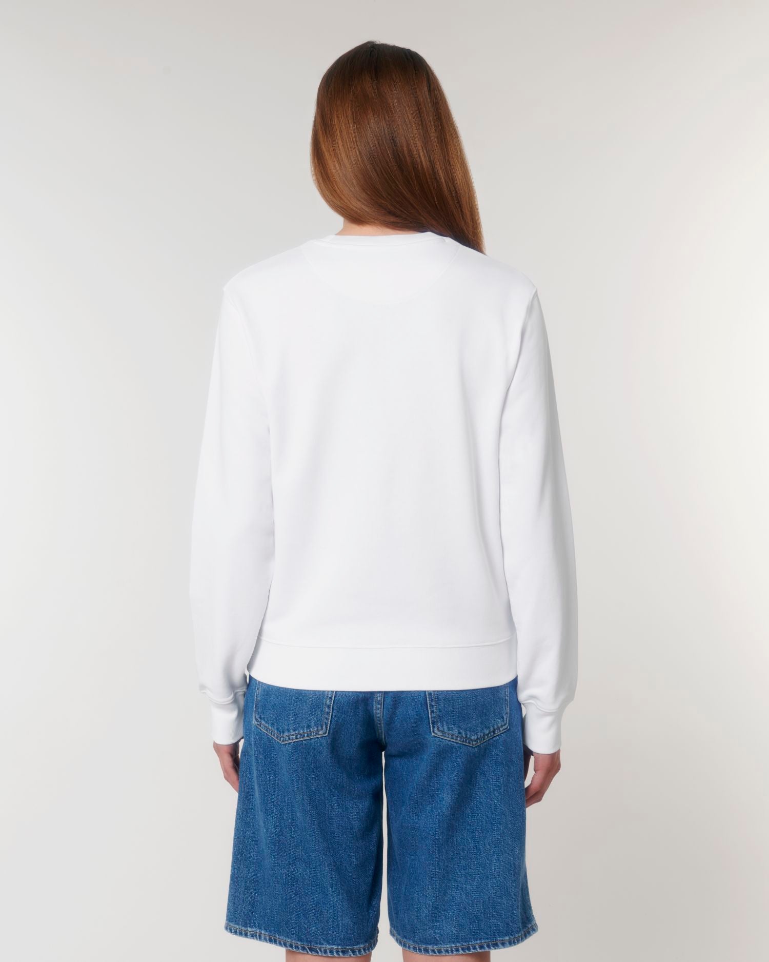 White | STSU799 Studio Main SBM5