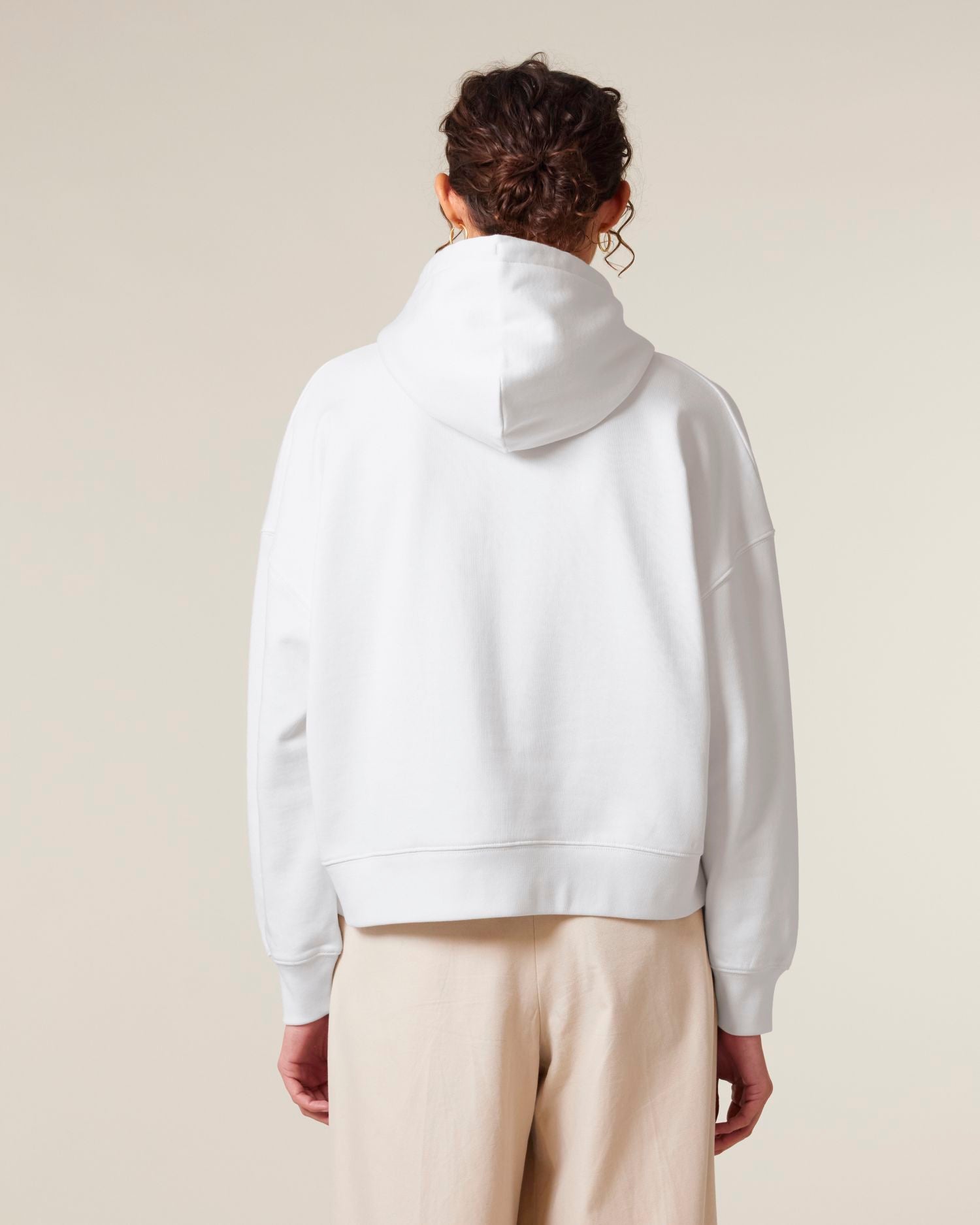 White | STSW213 Studio Main SBM5
