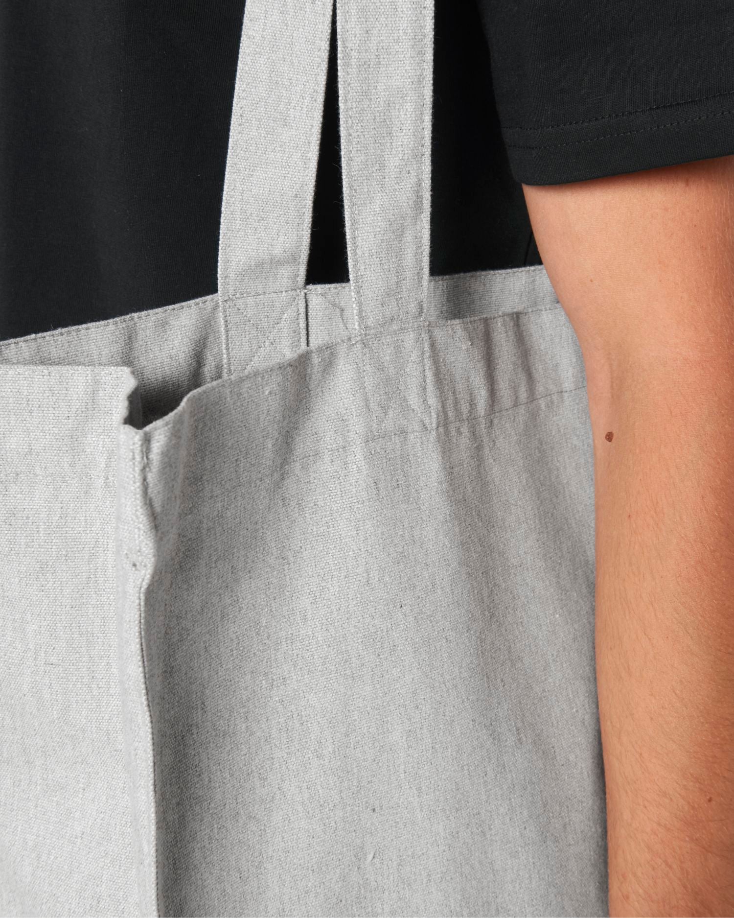 Heather Grey | STAU762 Studio Detail SFD0