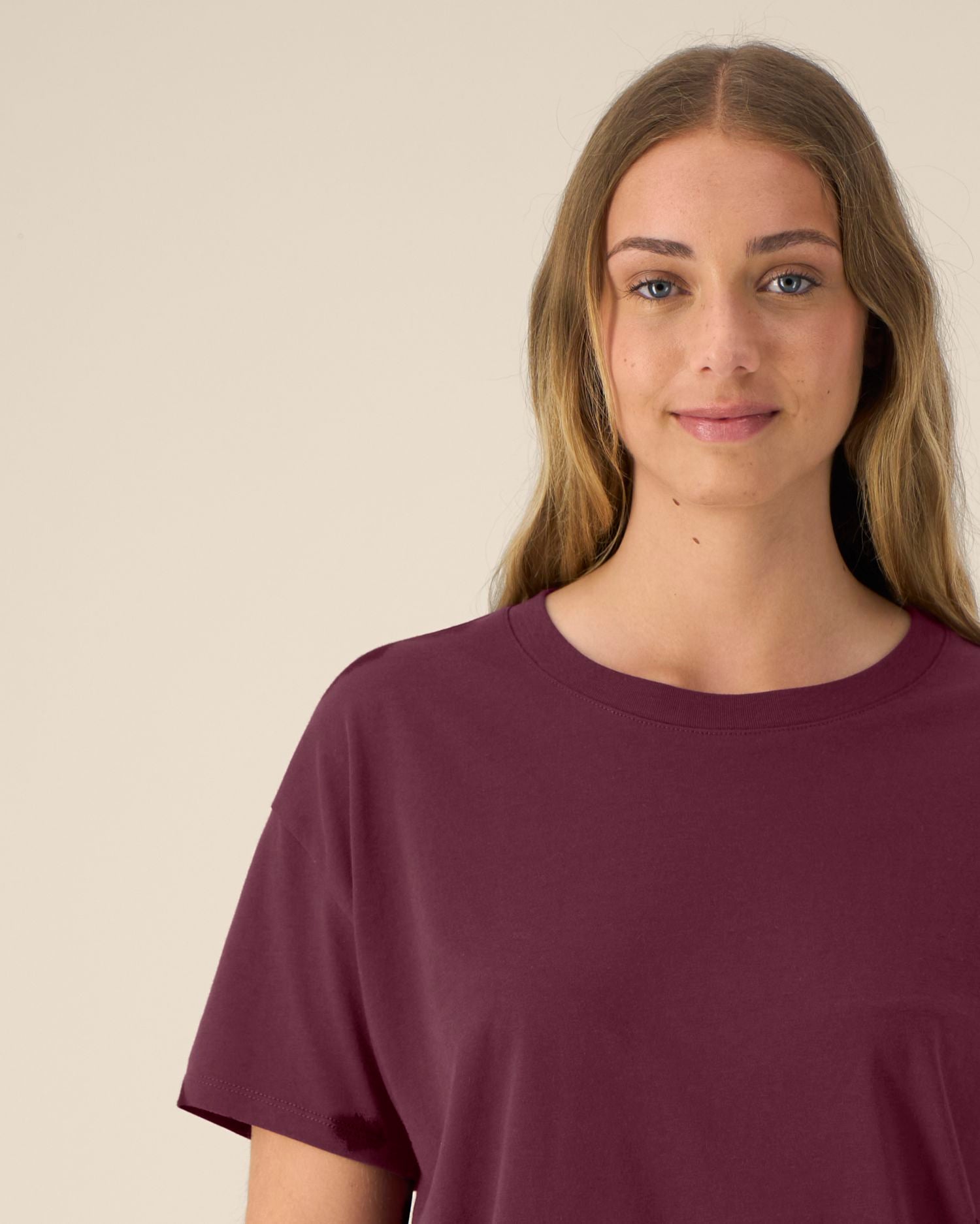 Deep Plum | STTW264 Studio Detail SFD1