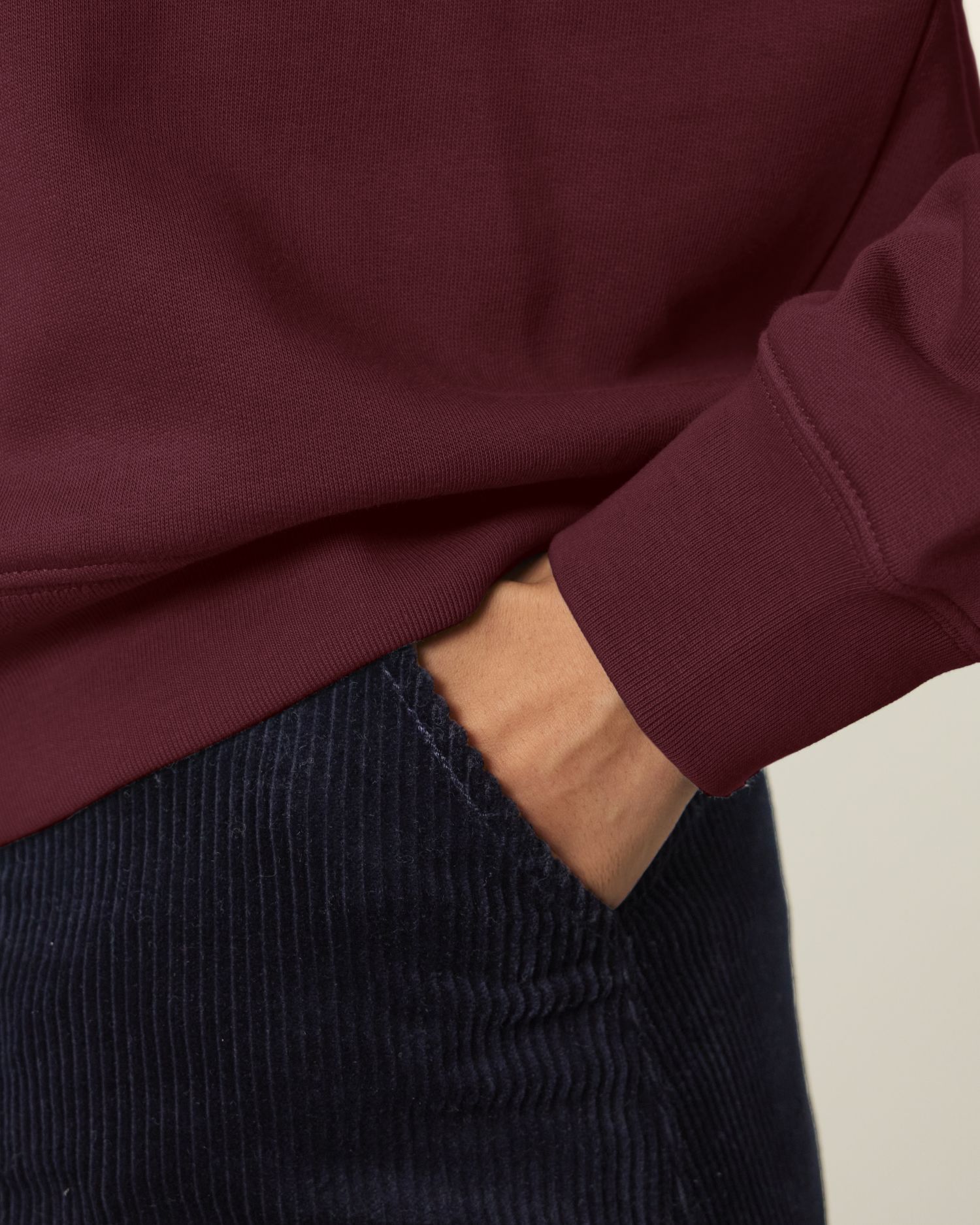 Burgundy | STSW213 Studio Detail SFD3
