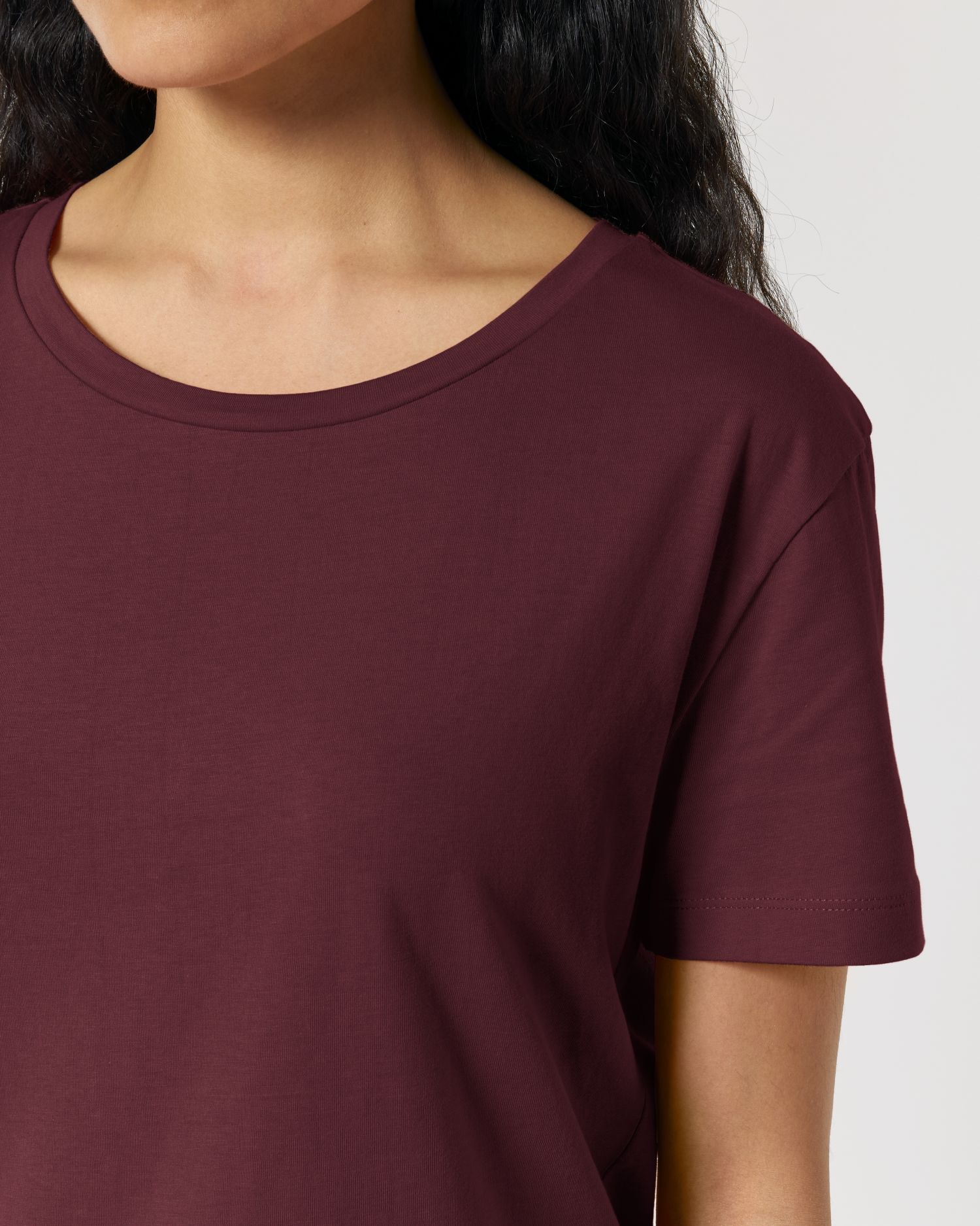Burgundy | STTW173 Studio Detail SFD5