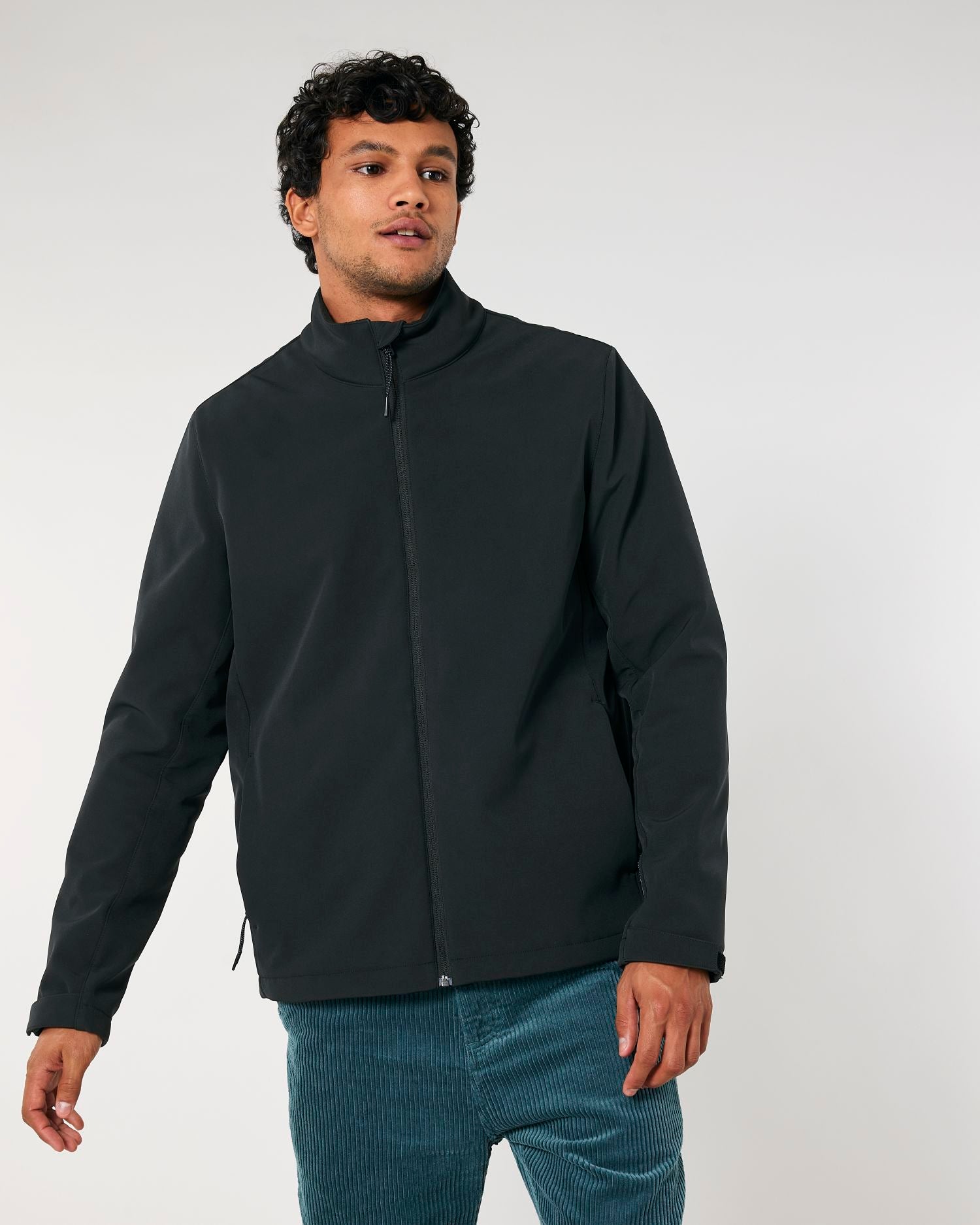 STJM167 - Black