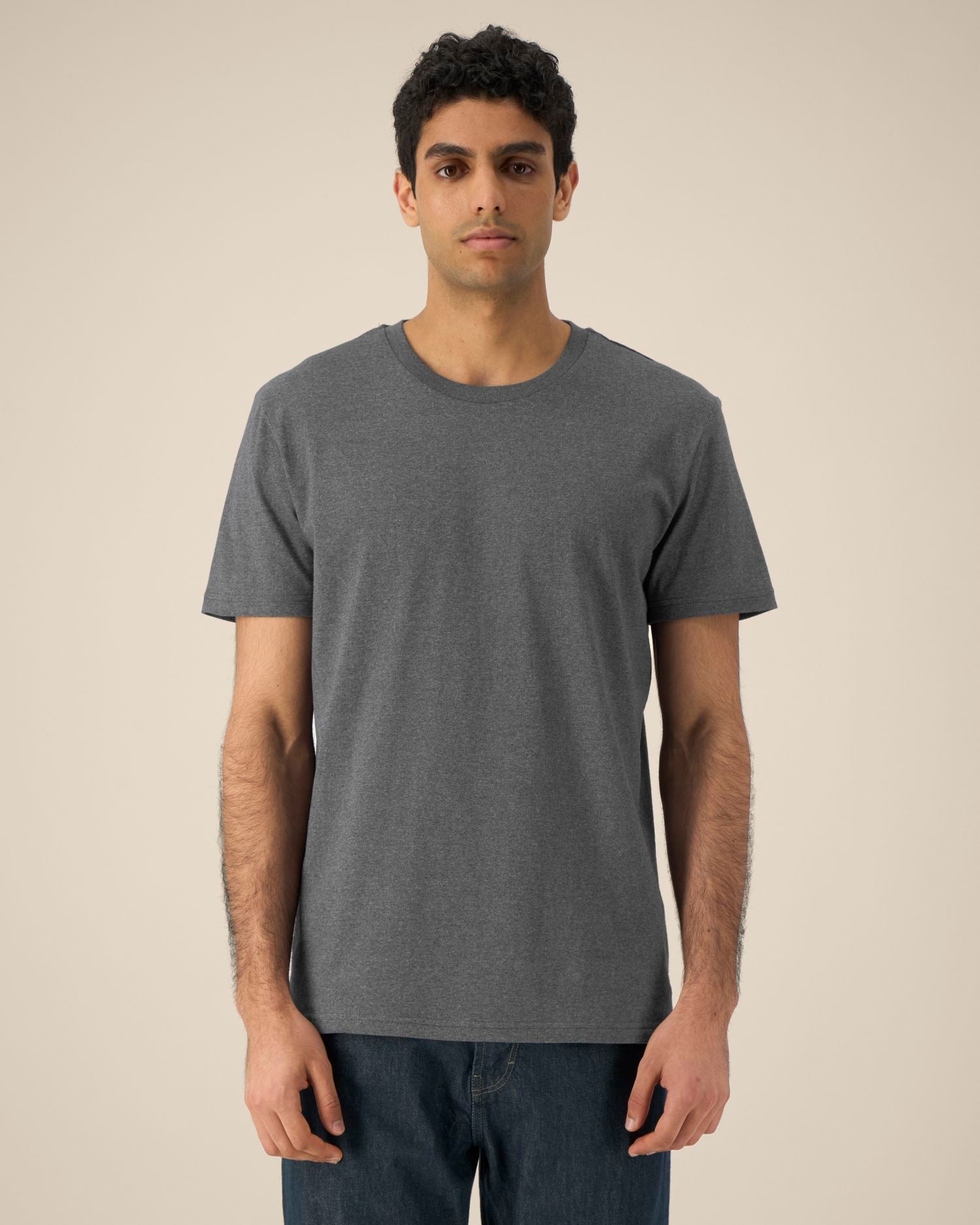 RE-Black | STTU787 Studio Main SFM1