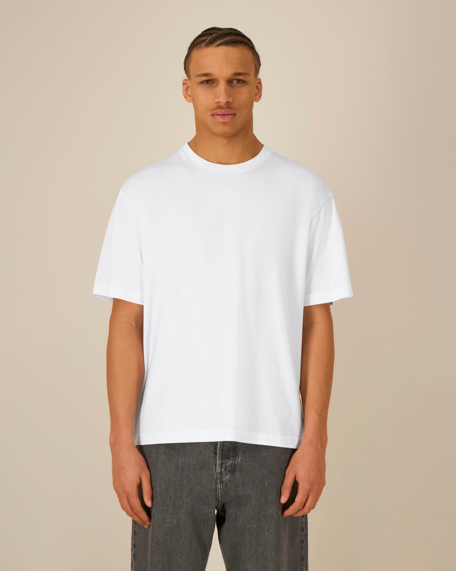 White | STTU964 Studio Main SFM1