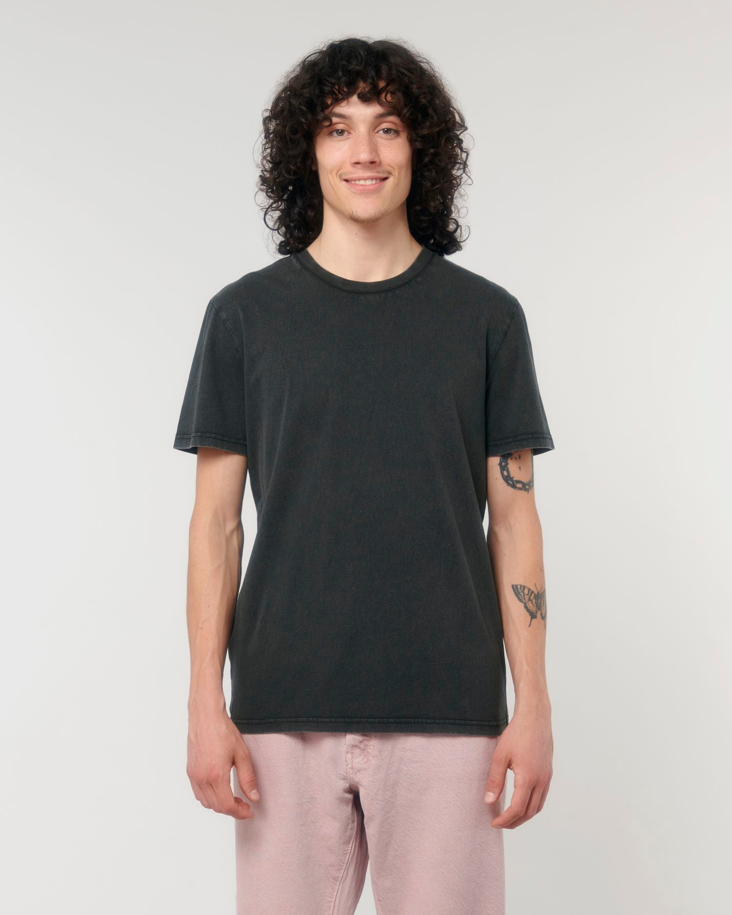 G. Dyed Black Rock | STTU976 Studio Main SFM1