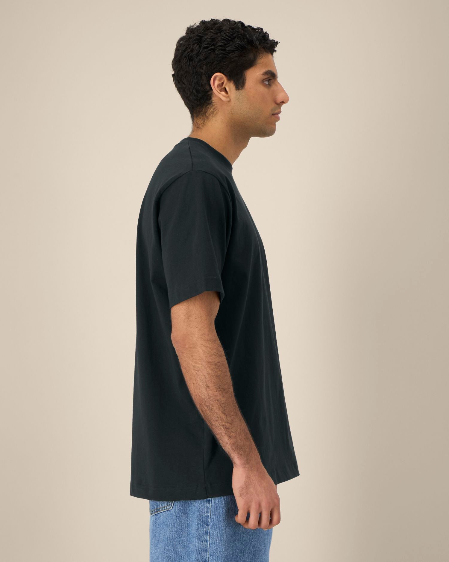 Black | STTU788 Studio Main SFM4