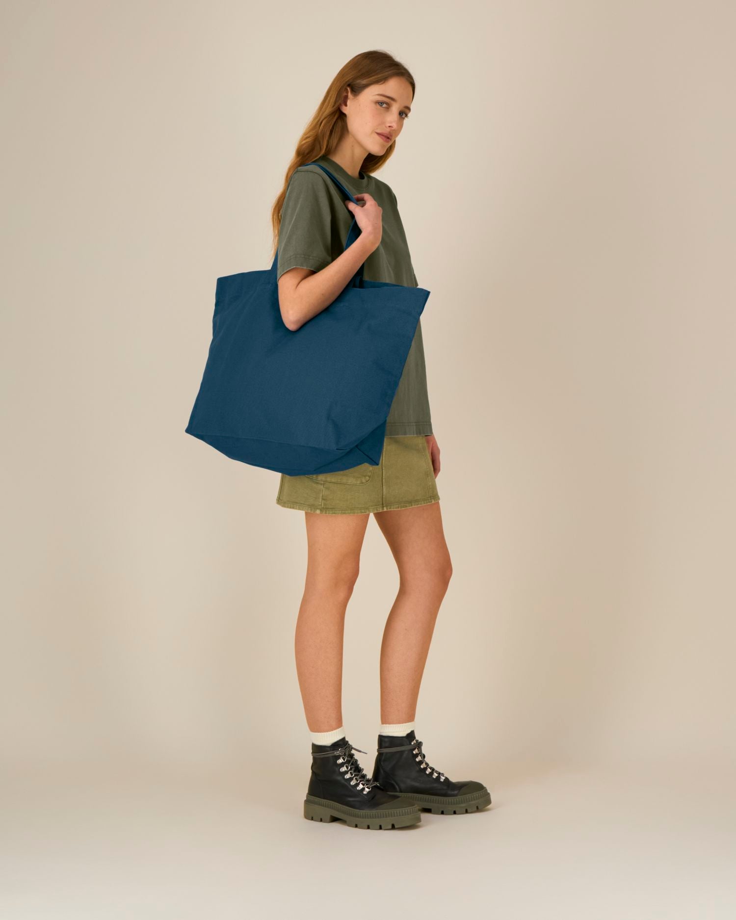 Deep Teal | STAU117 Studio Main SFM5