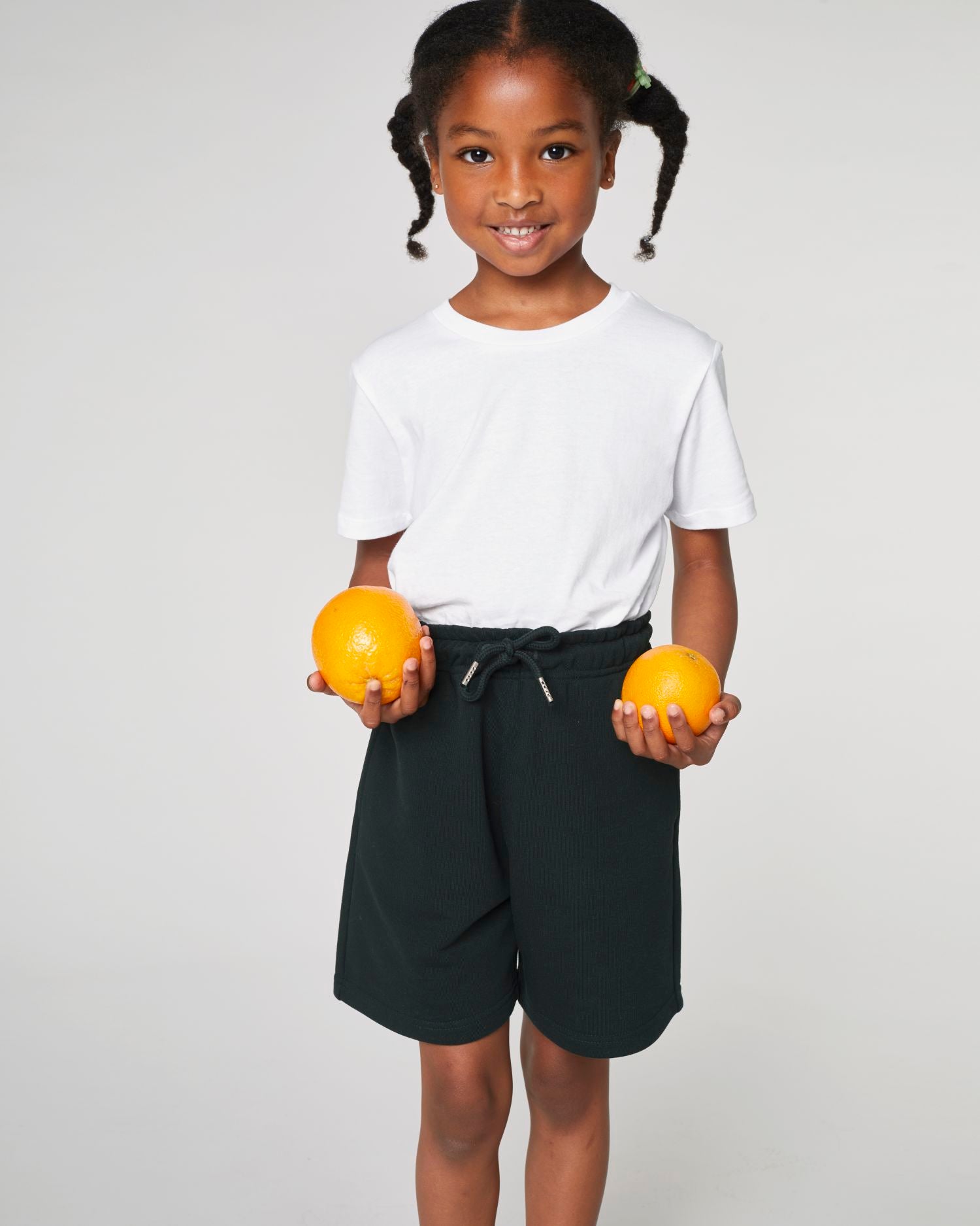 Black | STBK102 Studio Main SFM5