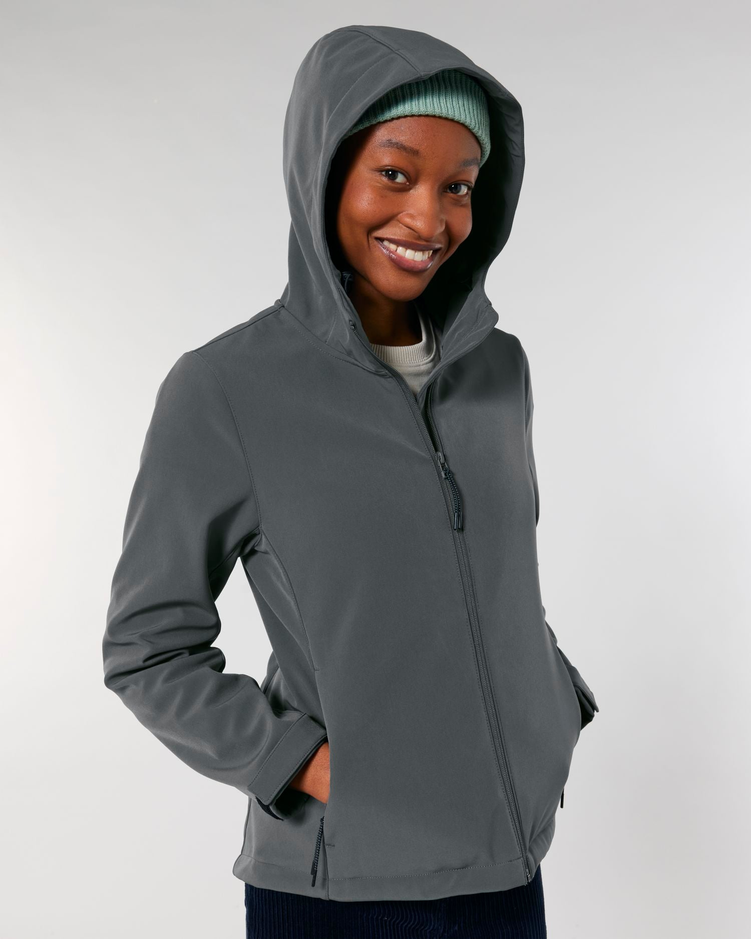 STJW159 - Anthracite