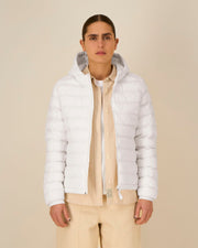 STJW191 - Off White
