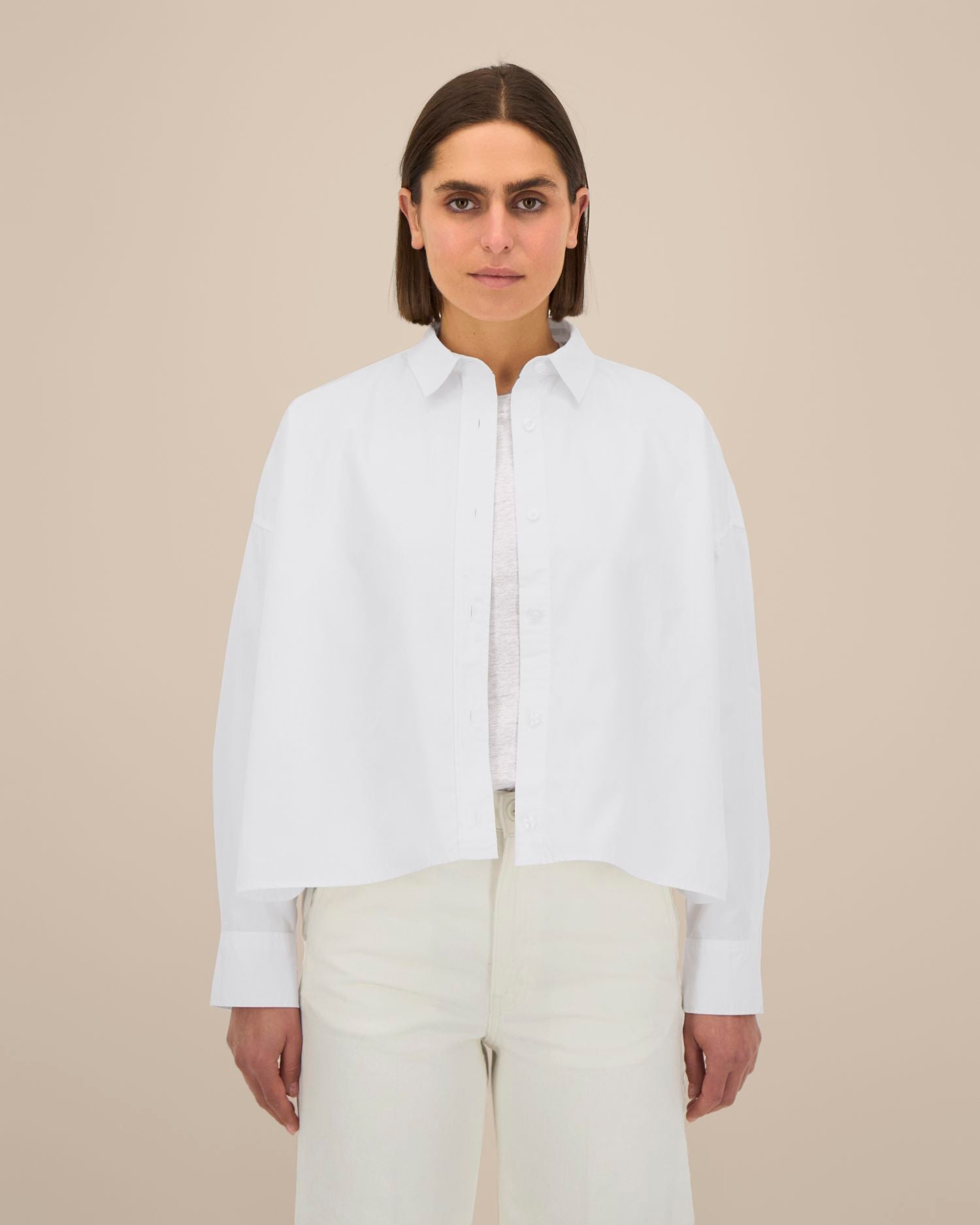 White | STWW270 Studio Main SFM6
