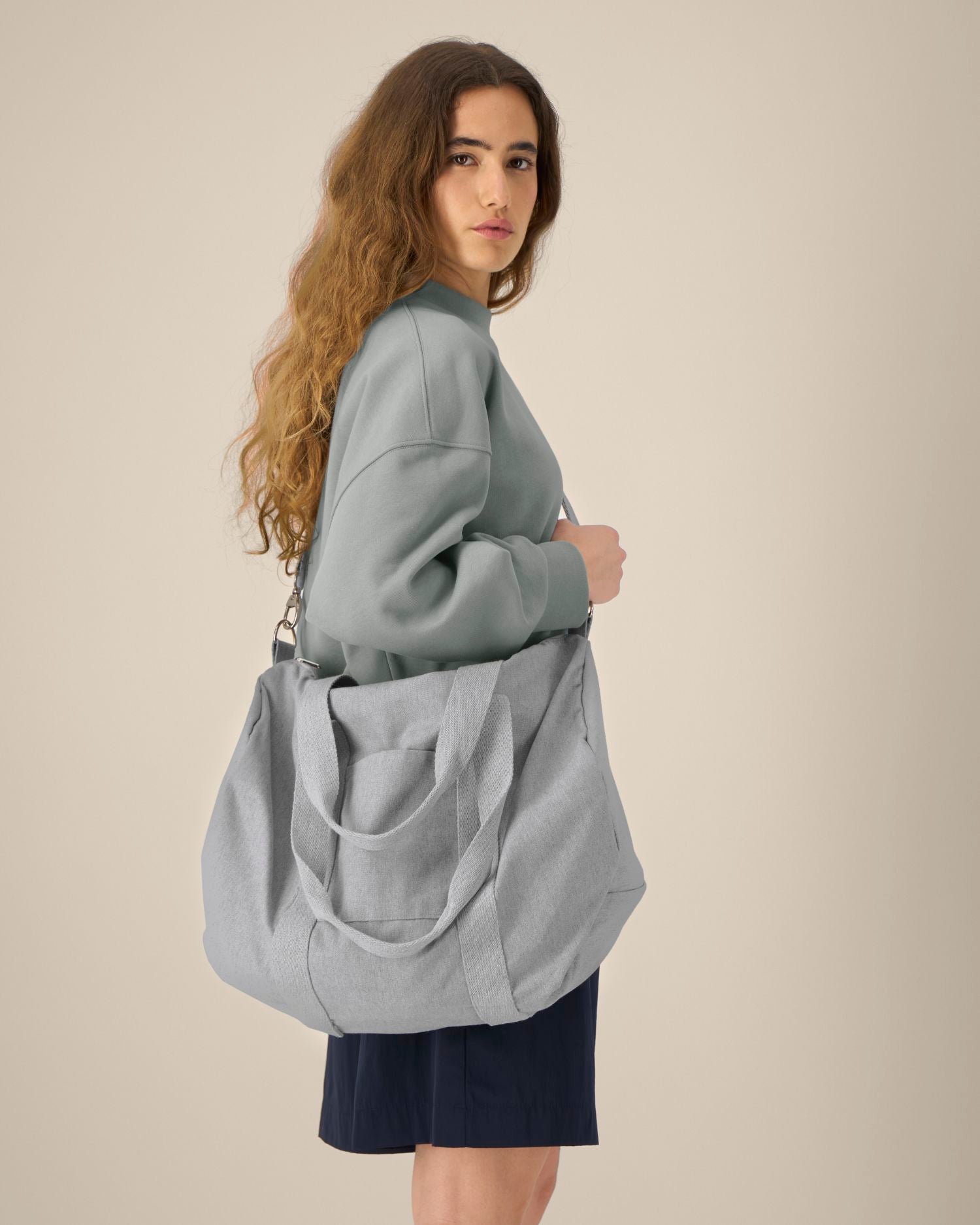 Heather Grey | STAU892 Studio Main SFM7